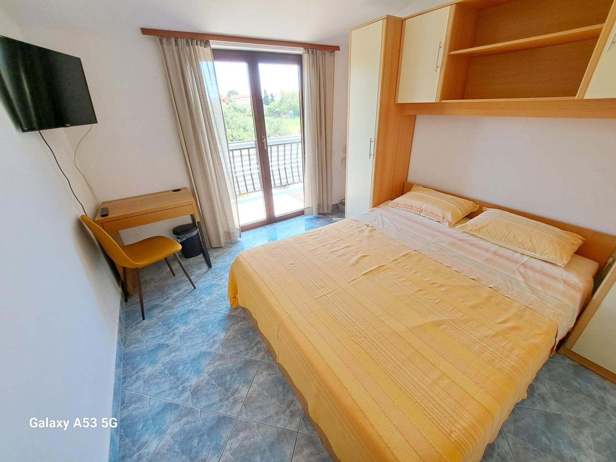 דירות פאז'אנה Aparments Orange & Blue מראה חיצוני תמונה